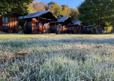 CABIN EXTERIOR