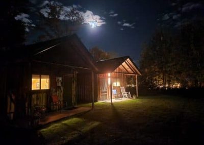 CABIN EXTERIOR