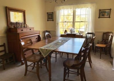 FARMHOUSE INTERIOR