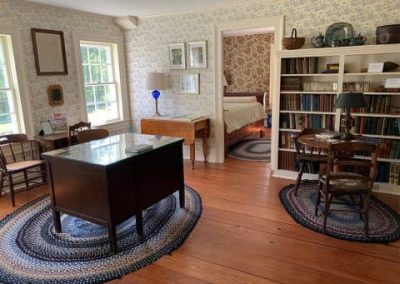 FARMHOUSE INTERIOR