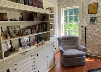 FARMHOUSE INTERIOR