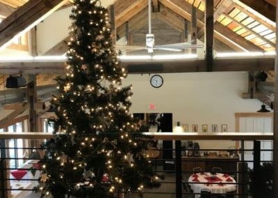 BARN CHRISTMAS