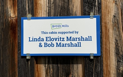 Cabin 20 Sign showing it is supported by Linda Elovitz Marshall and Bob Marshall